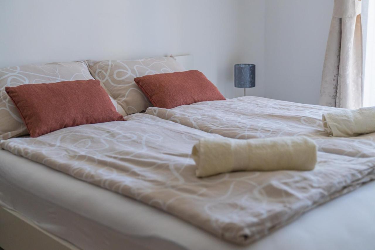 Harmony Inn Apartments 포르토로즈 외부 사진