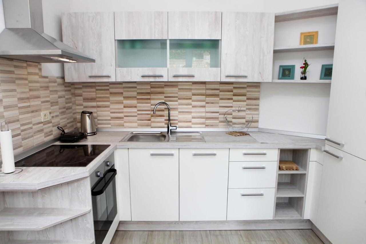 Harmony Inn Apartments 포르토로즈 외부 사진