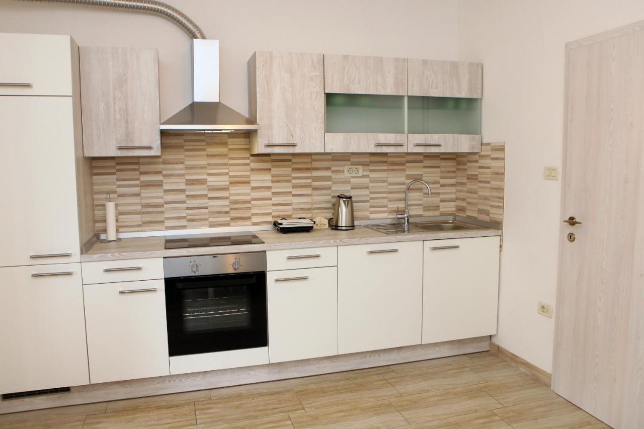 Harmony Inn Apartments 포르토로즈 외부 사진